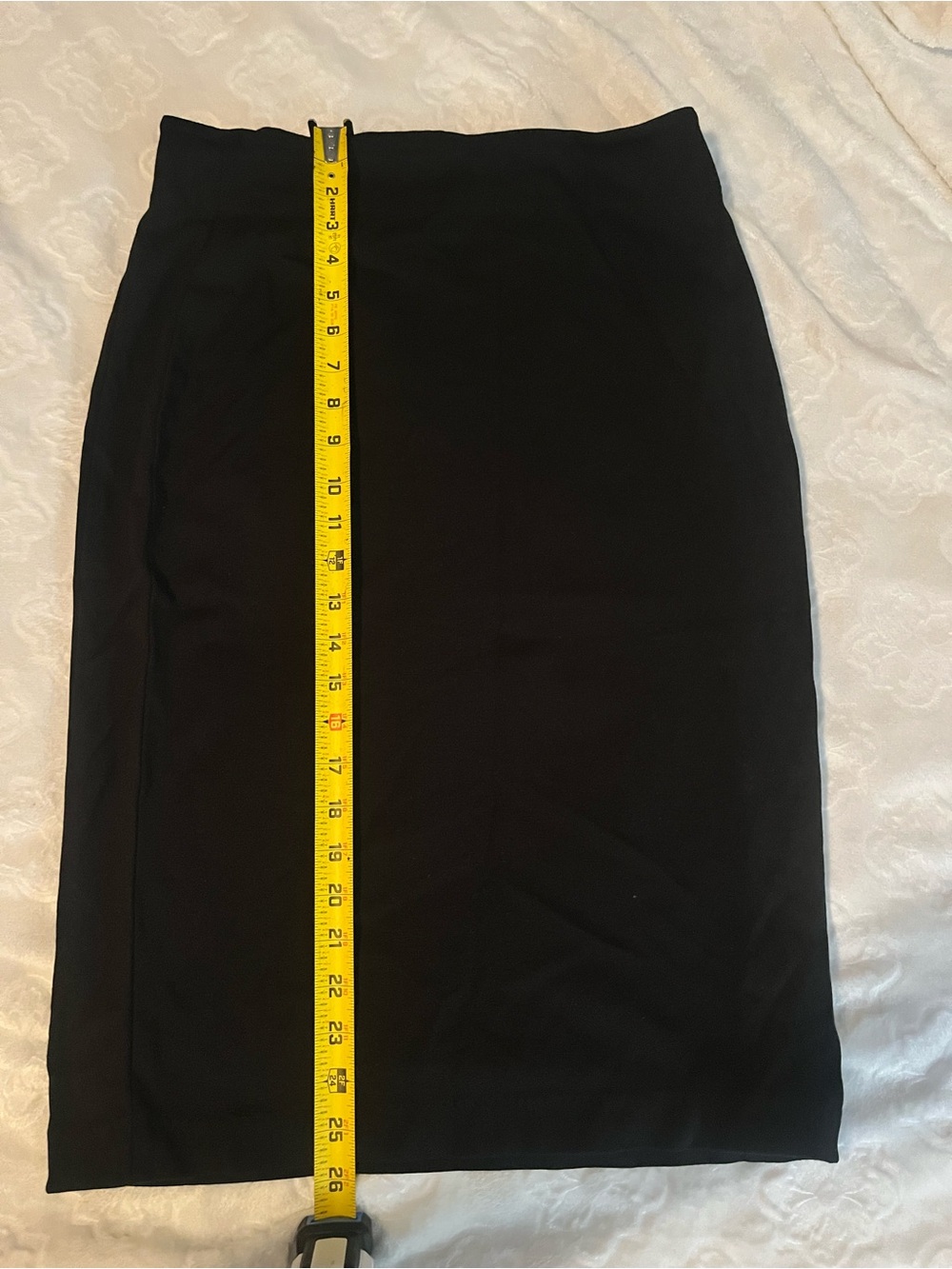 Vince Camuto Classic Black Pencil Skirt - Women medium